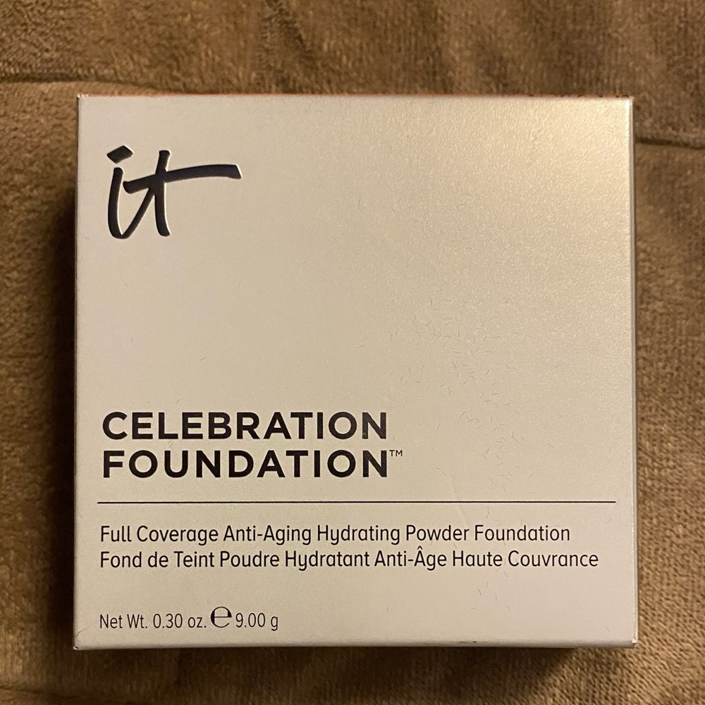 IT Cosmetics Foundation